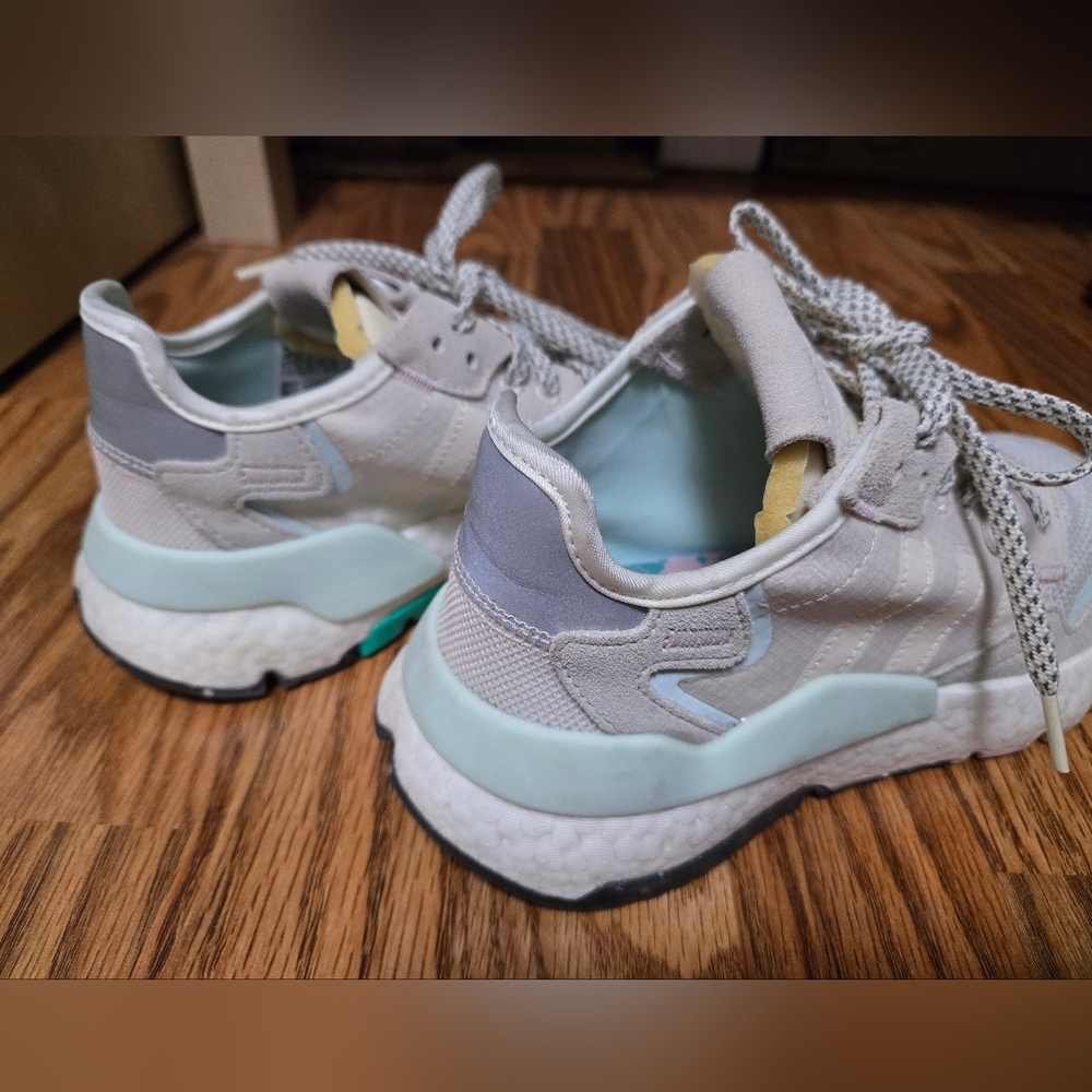 Adidas Nite Joggers (Chalk Mint Color) Womens Size 7.5 - Picture 5 of 8